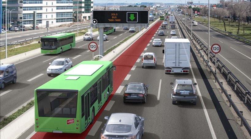 Carril Bus VAO: qué es, quién puede usarlo y qué multa te pueden poner