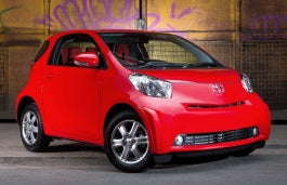 Toyota iQ